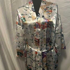 100 % Silk Floral Print Kimono in Ivory with Multicolor Accents